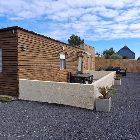 La Jonquiere مكان تخييم